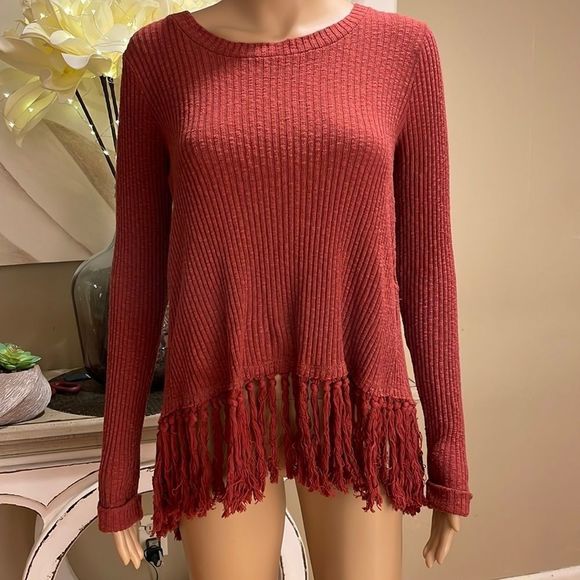 Eri + Ali Tops - ERI + Ali   Size XS fringe top.  BOHEMIAN VINTAGE.  EUC